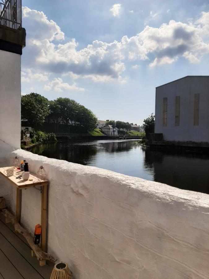Stunning Riverside Town House With Views Ayrshire Girvan Exterior photo