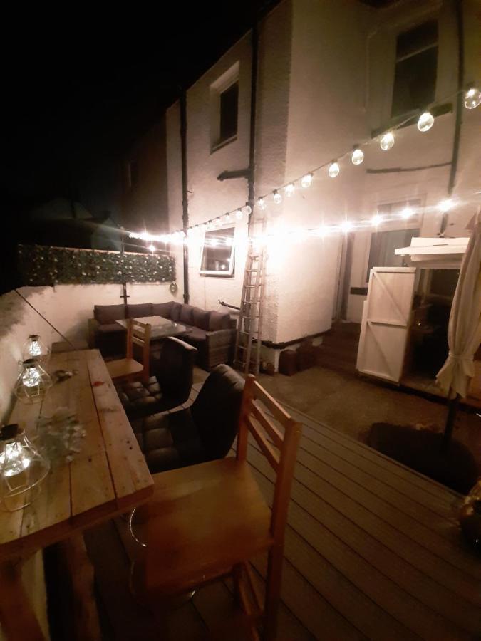 Stunning Riverside Town House With Views Ayrshire Girvan Exterior photo